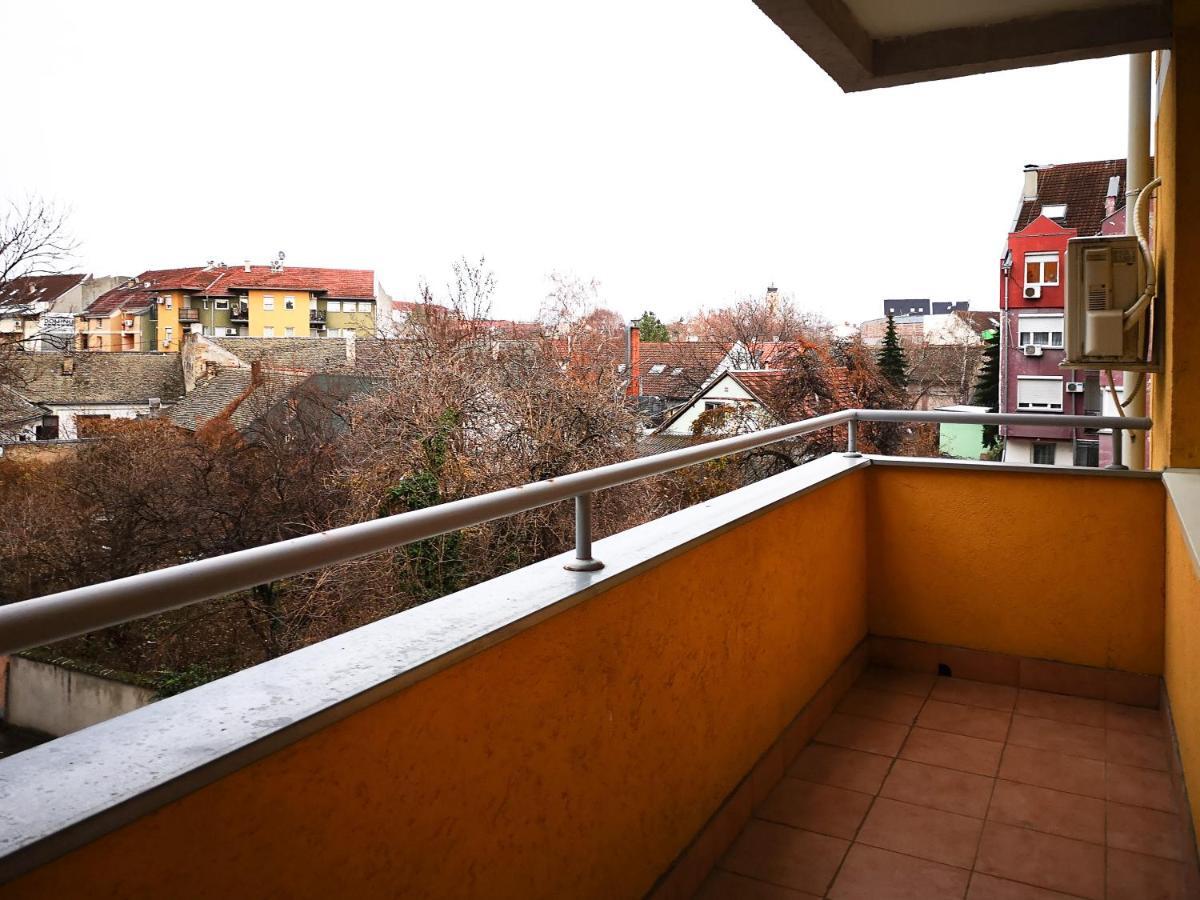 Filinhome Supljikca Suite Novi Sad Exteriör bild