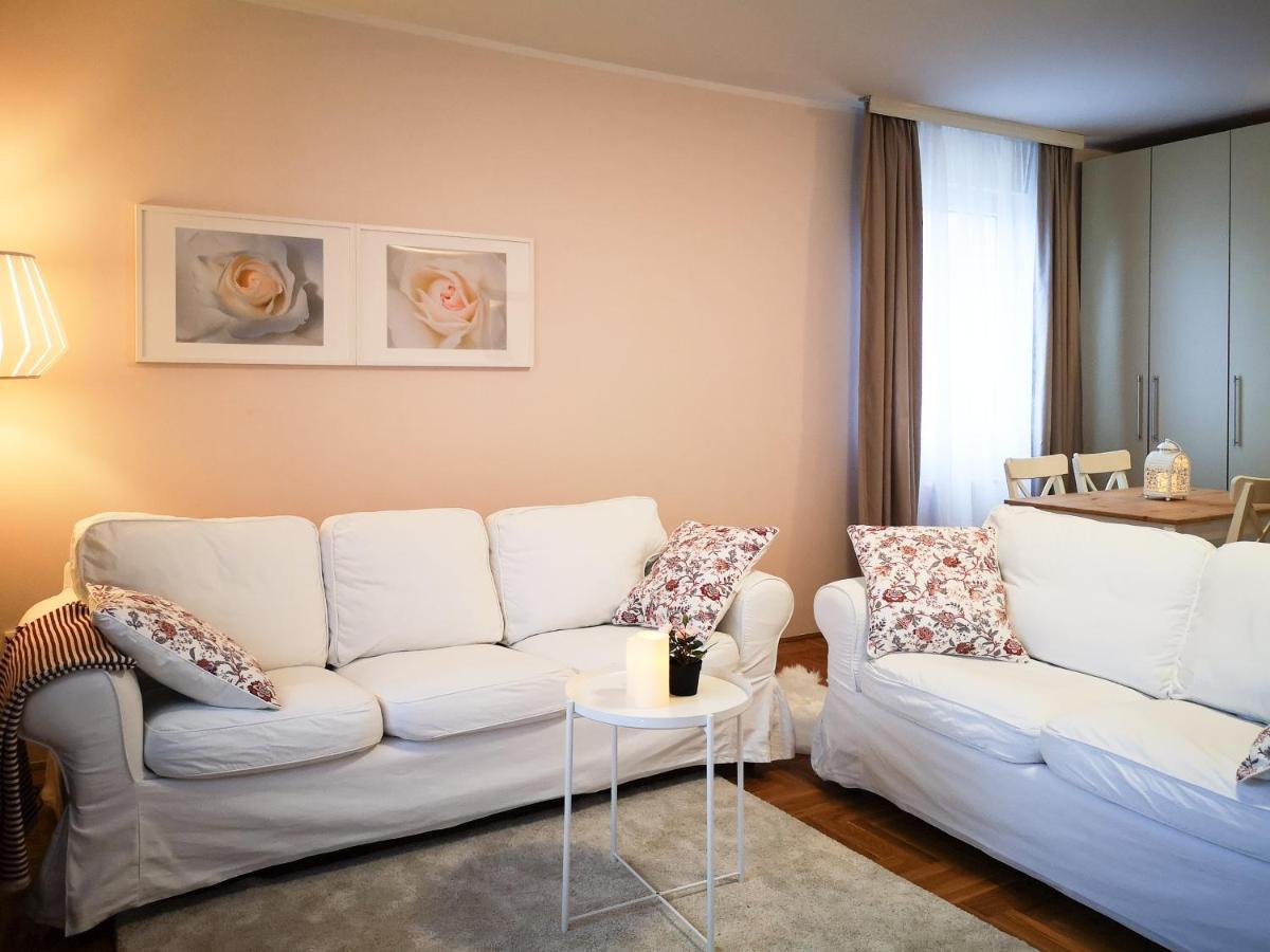 Filinhome Supljikca Suite Novi Sad Exteriör bild